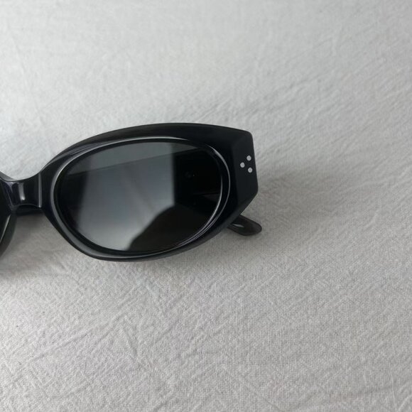 NO.685 NEW GENTLE MONSTER Void 01 Black Sunglasses Authentic - Picture 10 of 11